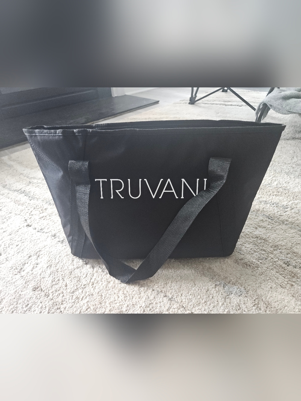 Truvani Padded Tote Bag (0726)